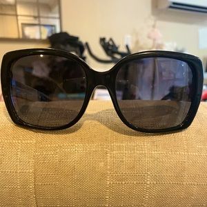 Burberry women’s sunglasses